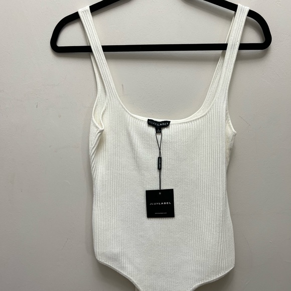 White body suit- never worn - Picture 2 of 2